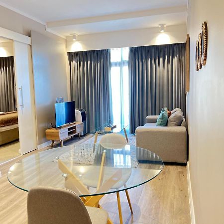 519 Menlyn Maine Trilogy Pretoria Exterior foto